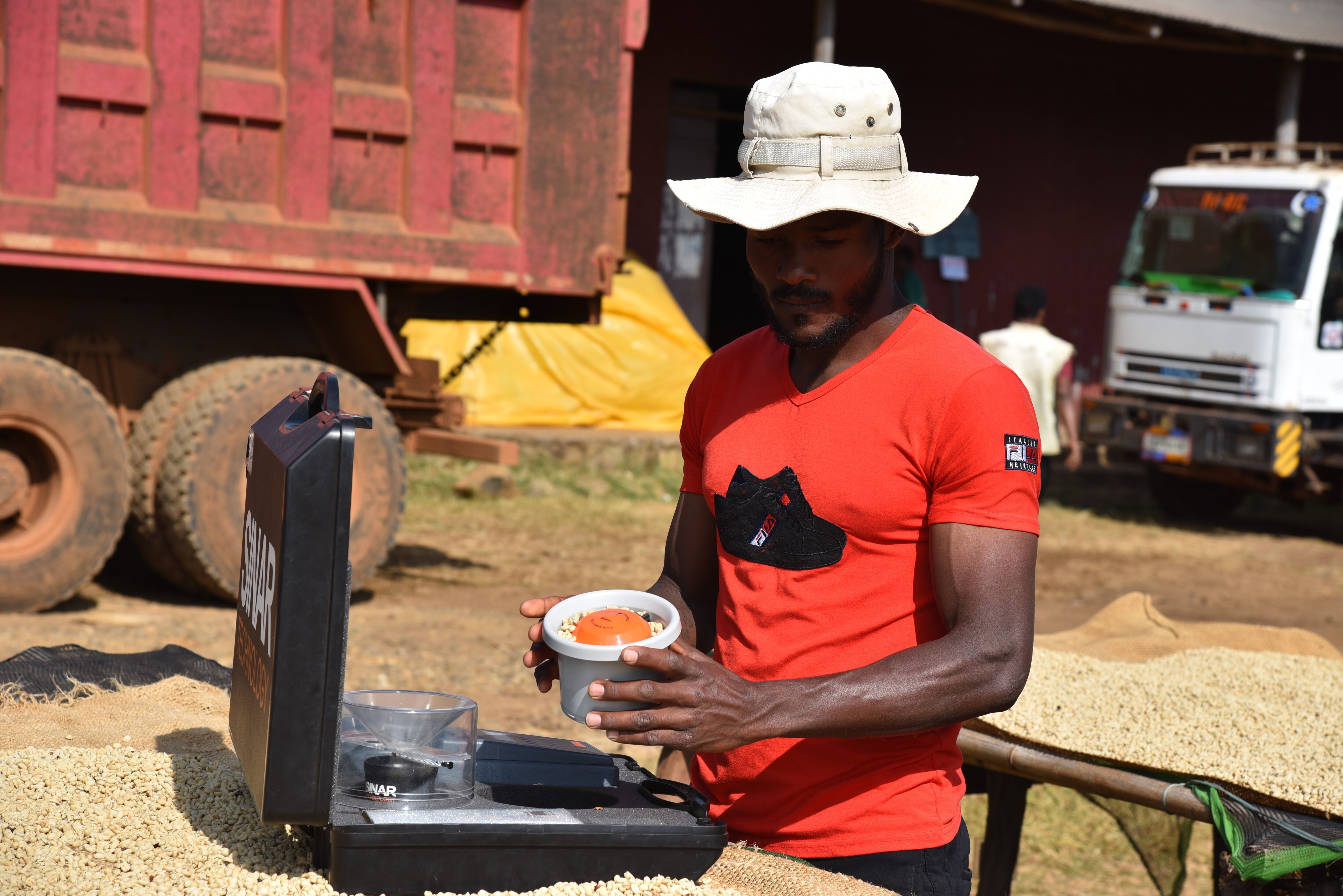 METAD- Gedeb - Dec 2021 - Moisture testing.jpg