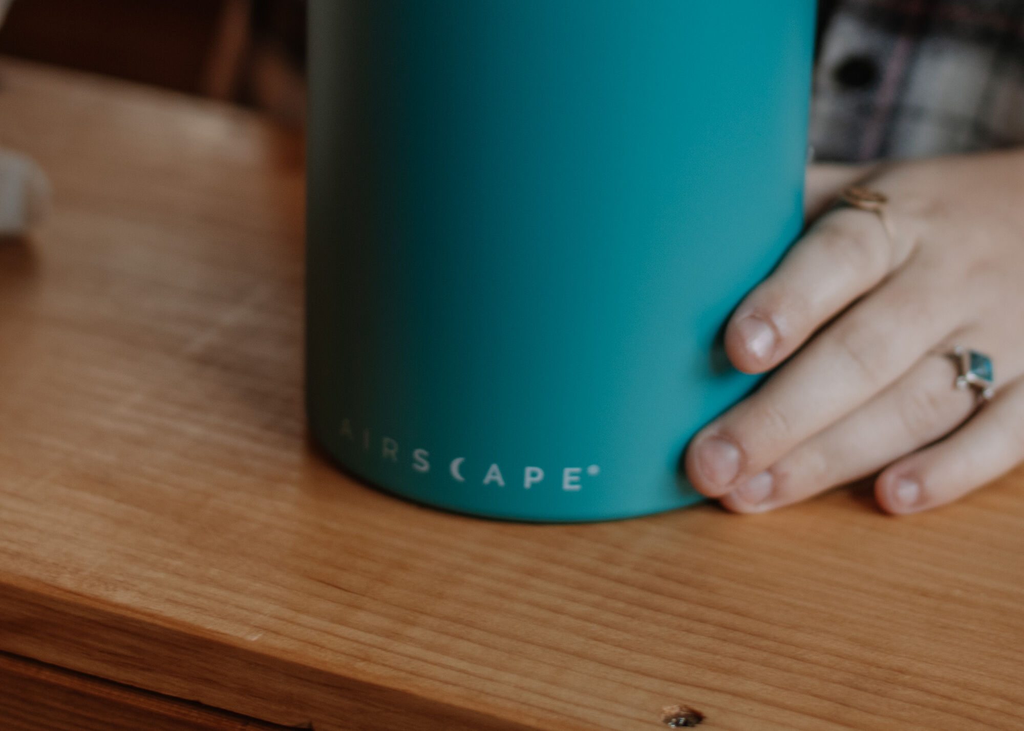 Metal storage canister