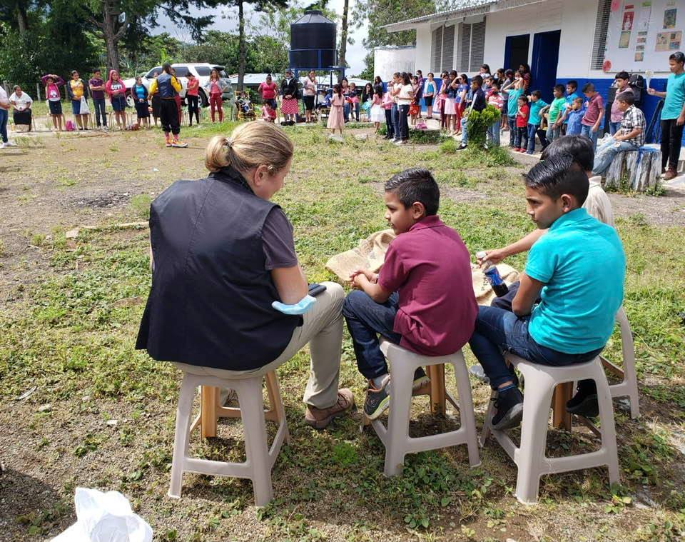 FMH Celebracion del Dia del niño escuela palo campana.jpg