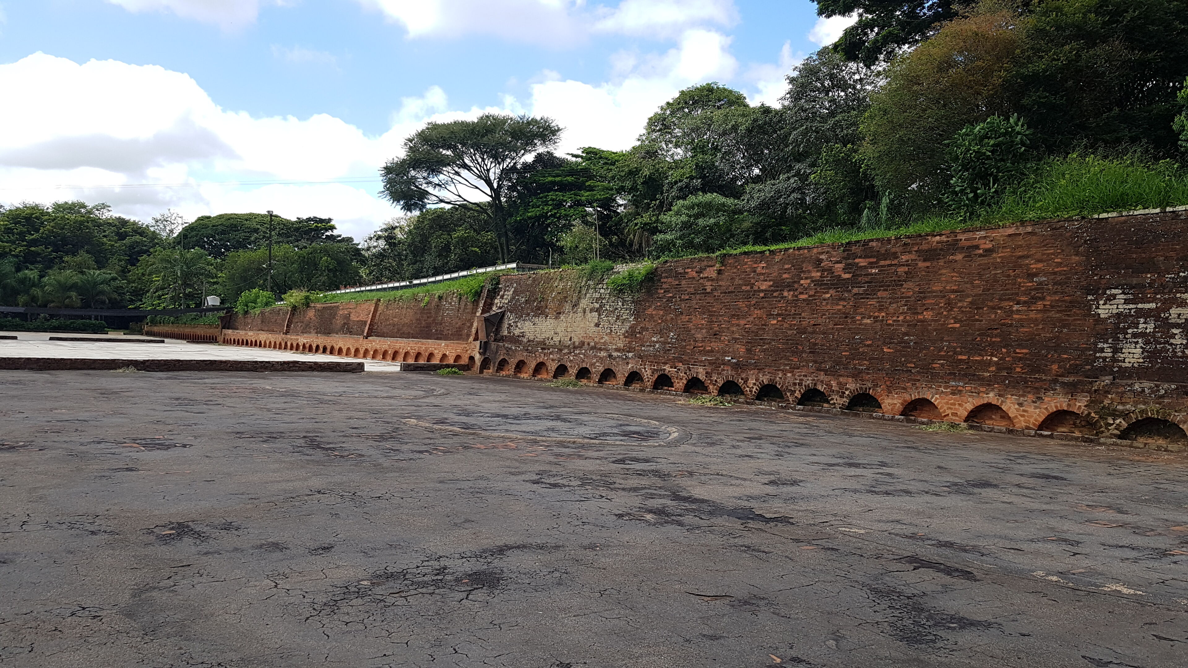 d04f5168-4207-540d-ace9-6ab174b50000